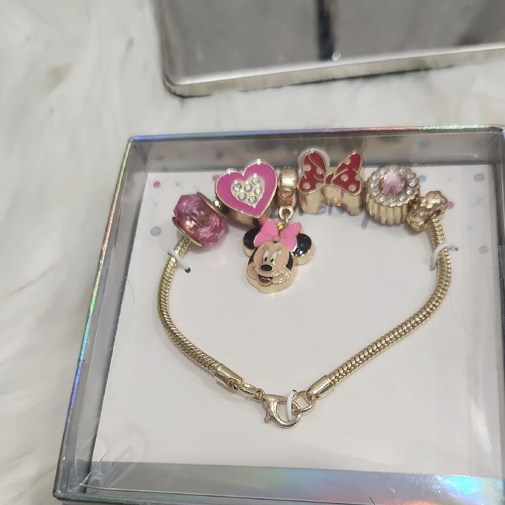 💕▪️Disney▪️ Minnie Mouse Charm Bracelet with Pink and Gold Accents
